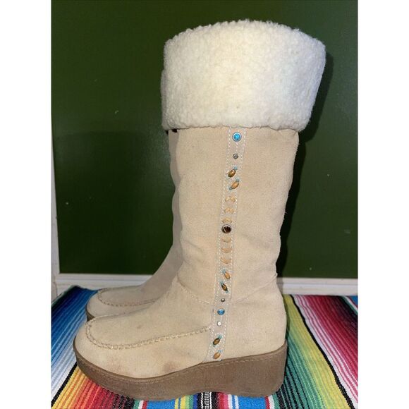 Steve Madden Boots Women 7.5 Beige Seminole Suede Y2K Turquoise Beads Studs - Picture 11 of 13
